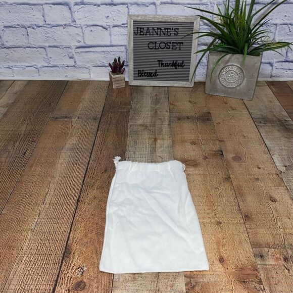 BOTTEGA VENETA Drawstring Dust Bag For Travel, Shoes. - Picture 8 of 8